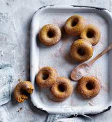 Baked pumpkin doughnuts