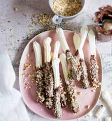 Sticks de meringue choco-noisettes