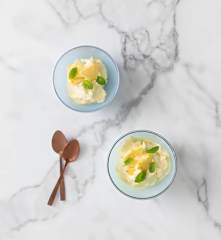 Frozen pineapple cream