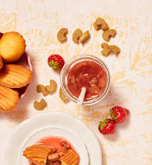 Rhabarberkompott mit Erdbeersud