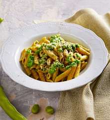 Pasta integrale con crema di fave