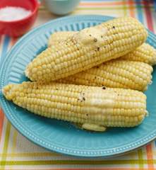 Steamed Corn on the Cob