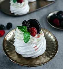 Mini Pavlova