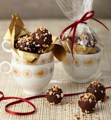 Aprikosen-Marzipan-Konfekt