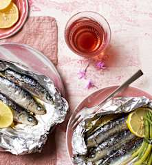 Menú: Manojos de judías verdes. Sardinas en papillote