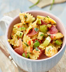 Curry-Melonen-Nudelsalat