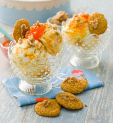 Helado de carrot cake