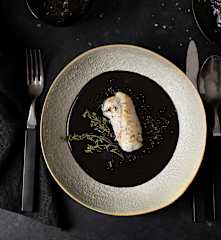 Emulsión de marmitako negro con rape