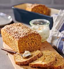 Möhren-Müsli-Brot
