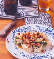 Involtini di pollo in salsa di birra