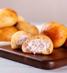 Pão de batata recheado