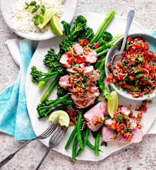 Pork fillet with chilli and coconut relish (Diabetes)