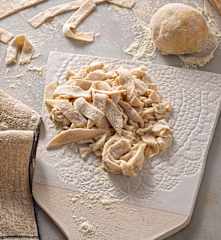 Χειροποίητες χυλοπίτες