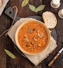 Βίγκαν μανιταρόσουπα με πλευρώτους