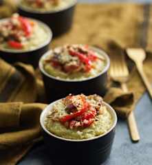 Puré de batata e brócolos com frango gratinado