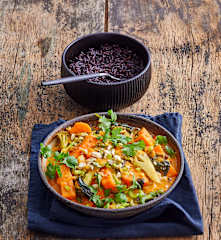 Curry de patates douces, épinards et brocoli