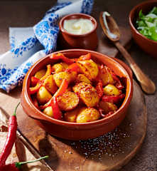 Spanische Kartoffeln