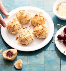 Galletas de almendra y cereza