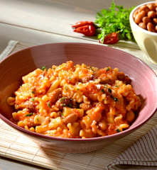 Pasta mista napoletana con sugo di fagioli