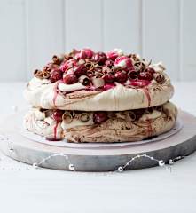 Black forest pavlova stack