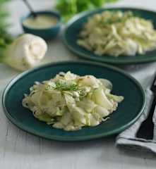 Fennel, celery and green apple salad (Thermomix® Cutter)