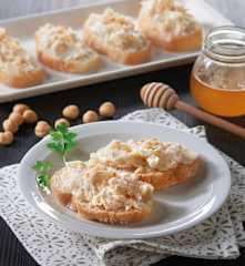 Patè al formaggio di capra