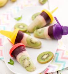 Trójkolorowe lody owocowe