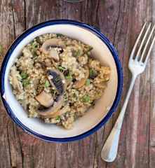 Quinoa malandra de cogumelos