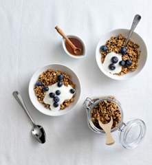 Vanilla and honey toasted muesli