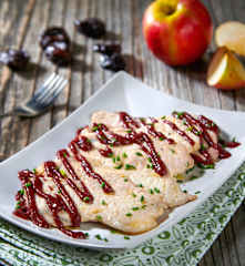 Fettine di lonza in crema di prugne