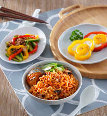 彩椒太陽蛋&茄汁鯖魚拉麵、肉燥炒雙椒