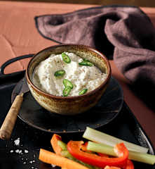Peperoni-Knoblauch-Aufstrich