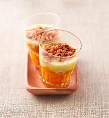 Crumble au chocolat blanc, mangue et citron vert