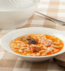 Judías blancas con patatas y compango