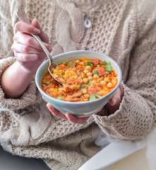 Soupe complète aux pois chiches, poireau et chorizo
