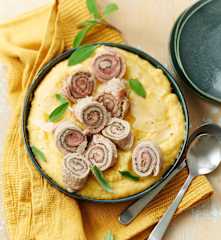 Roulés de veau à la sauge, polenta crémeuse