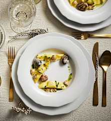 Caramelle di pesce con vongole e zucchine