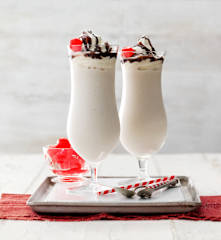 Banana Split Milkshake
