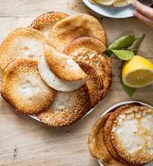 Crêpes au lait de coco et à la farine de riz
