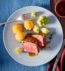 Rinderfilet mit Champignon-Parmesan-Kruste
