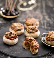 Pieczarki nadziewane