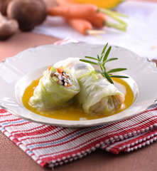 香菇高麗菜卷佐南瓜醬