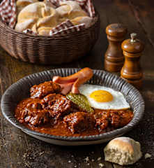 Fiakergulasch
