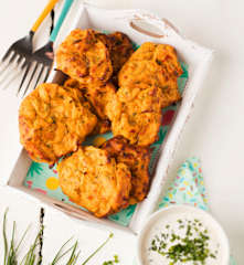 Erdäpfeltaler mit Schnittlauchsauce