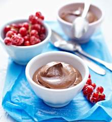 Mousse de chocolate y aguacate