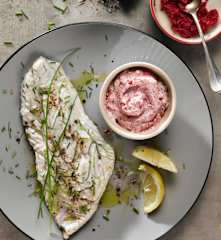 Treska v soli se smetanovým kaviárem