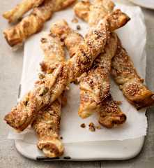 Pistachio Almond Twists
