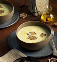 Getrüffelte Erdäpfelsuppe (vegan)