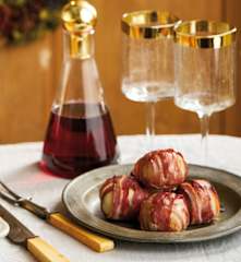 Bolas de cebola e bacon recheadas