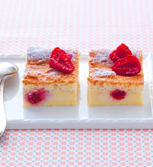 Gâteau magique aux framboises
